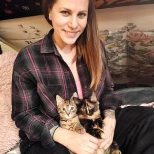 Meet your Posher, Emily